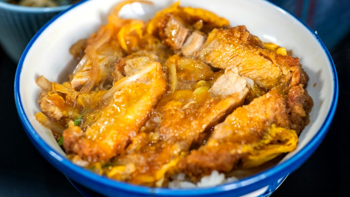 卵でとじた丼物のイメージ写真(写真はカツ丼)